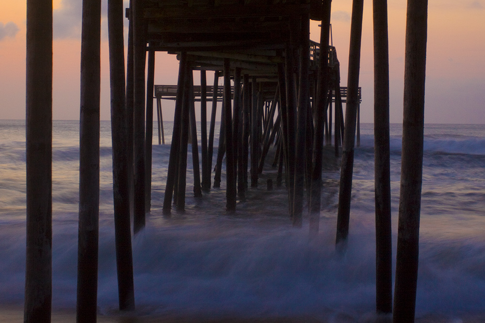 20091004061239_avon pier_w.jpg