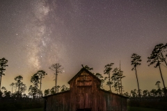 Made from 10 light frames by Starry Landscape Stacker 1.8.0.  Algorithm: Min Horizon Noise